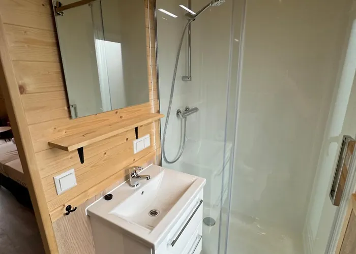 Campsite Woodlodge De Luxe 2 Persoons *