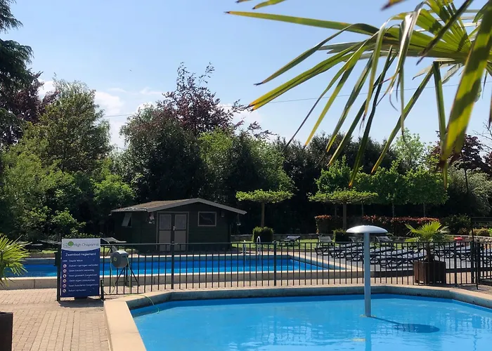 Kamp alanı Woodlodge De Luxe 2 Persoons *