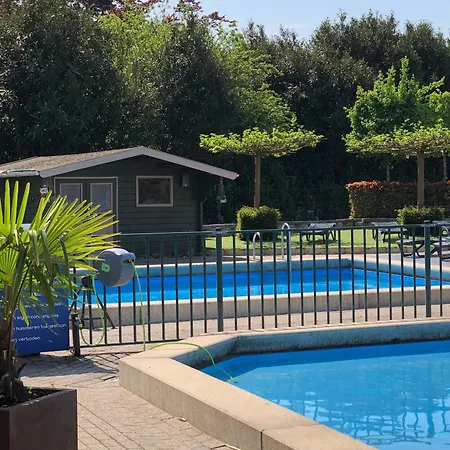 Woodlodge De Luxe 2 Persoons Camping Oorsbeek